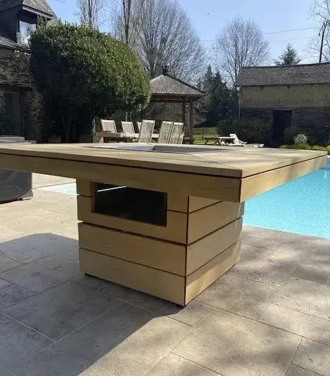 Table À Manger Carrée Kub En Bois Exotique 180 X 180 Cm
